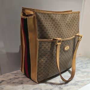 Gucci Sherry Line Tote with Green And Red Stripe Stripe